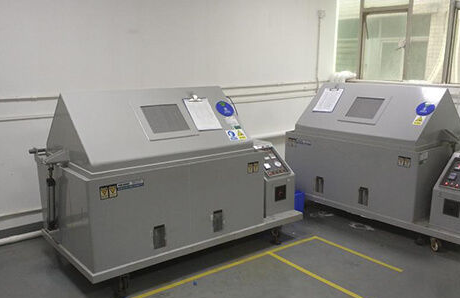 Saltsprayprovning av fästelement i rostfritt stål